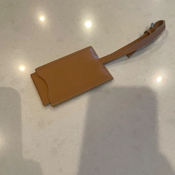 NWOT Tod's Leather Luggage Tag in Tan - Picture 8 of 8